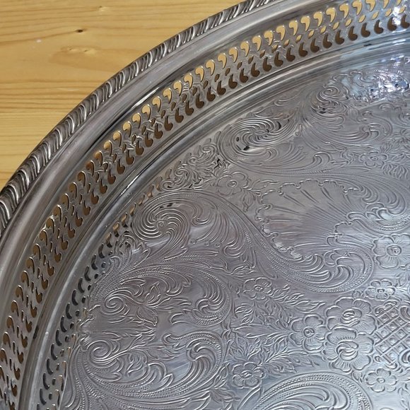 VTG International Silver Round Metal Platter Chased Reticulated Detail - Picture 9 of 12